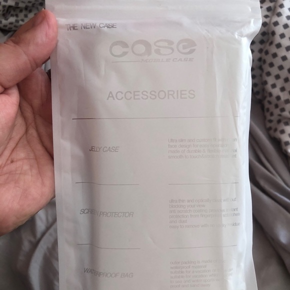 𝅺iPhone 7/8+ Case, Holographic Design for iPhone- Brand New - Picture 4 of 5